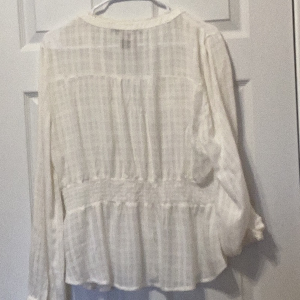 American Rag White Eyelet Button Front Peasant Blouse - Picture 6 of 6